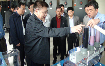 福建省委常委、廈門市委書記王蒙徽及有關(guān)部門負(fù)責(zé)人一行蒞臨公司視察